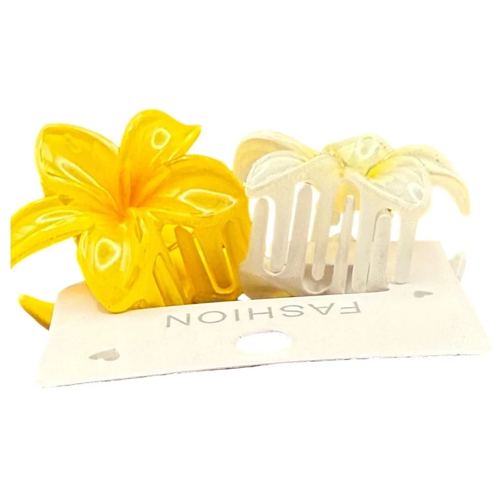 Set of 2 Plumeria Flower Mini Hair Claw Clips Yellow and White Tropical Floral‎